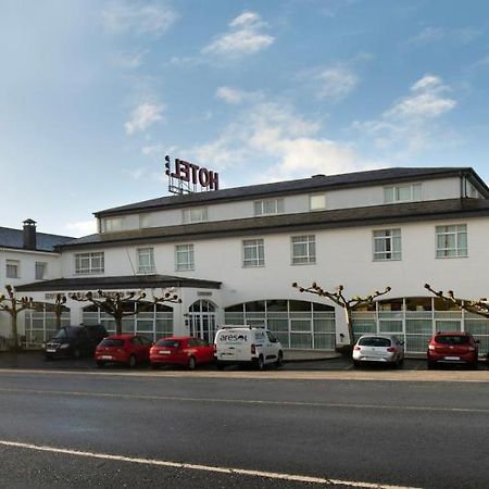 Hotel Barreiro Leira Ngoại thất bức ảnh